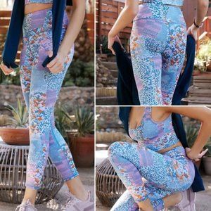 DAILY PRACTICE BY ANTHROPOLOGIE LIANA PRINTED LEGGINGS